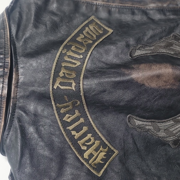 Harley Davidson Black Leather Vest - Picture 3 of 10